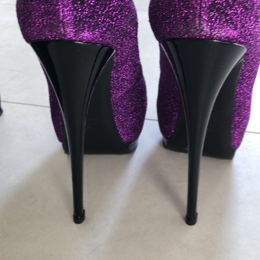 Giuseppe Zanotti Sharon 105 Heels. Size 37 - Picture 5 of 6
